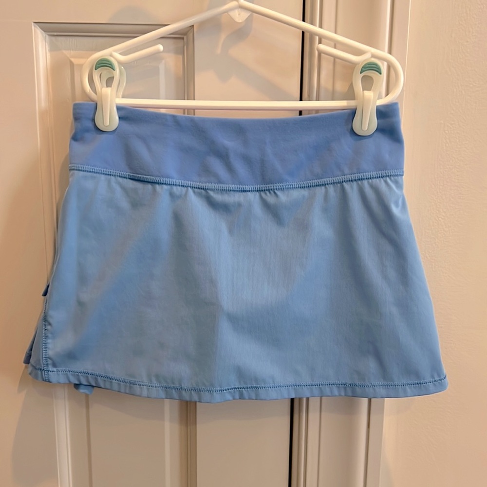 Ivviva Set the Pace Skirt with Built In Shorts Size 10 like new